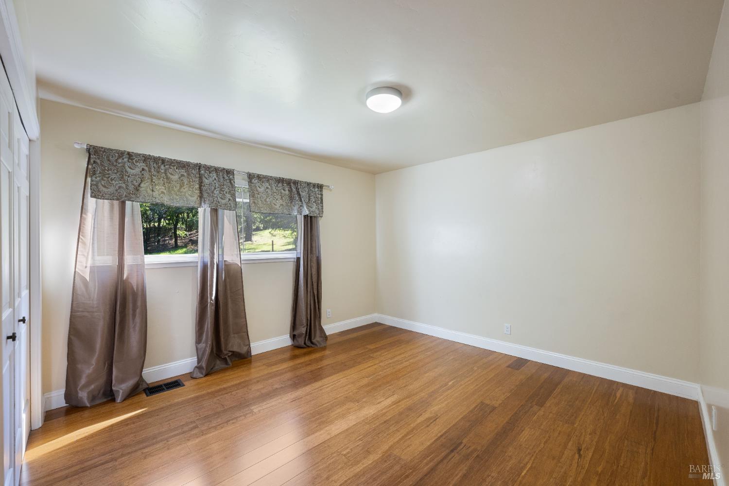 Detail Gallery Image 41 of 50 For 4878 Grove St, Sonoma,  CA 95476 - 4 Beds | 2/2 Baths
