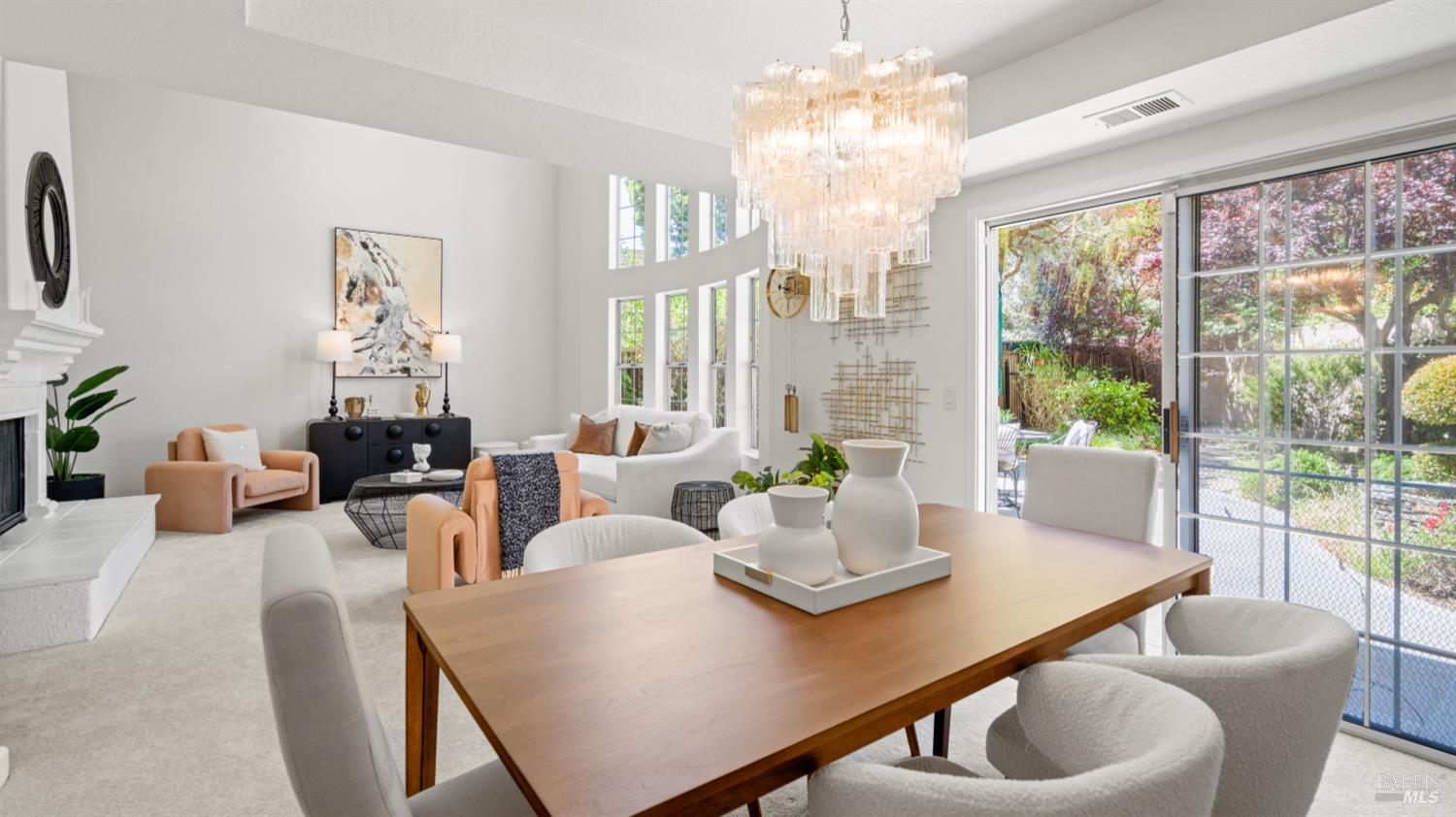 Detail Gallery Image 10 of 57 For 1205 Cuernavaca Circulo Unkn, Mountain View,  CA 94040 - 3 Beds | 3 Baths