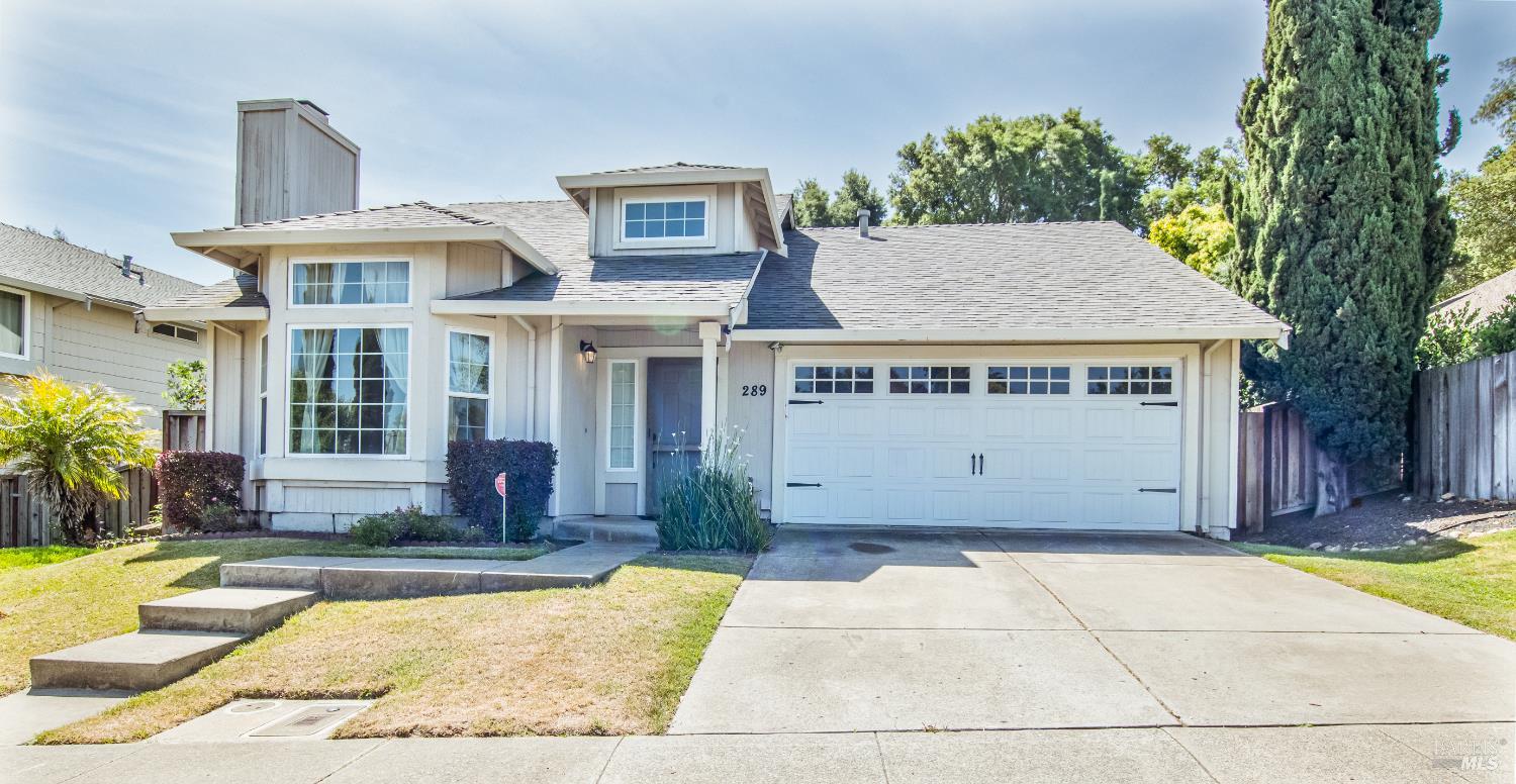 Detail Gallery Image 1 of 30 For 289 Longridge Dr, Vallejo,  CA 94591 - 3 Beds | 2 Baths
