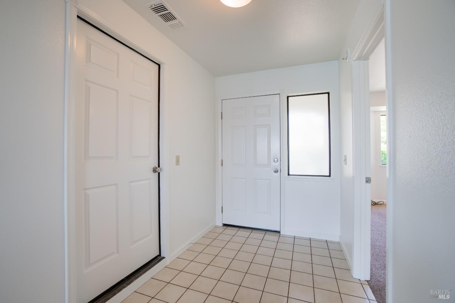 Detail Gallery Image 3 of 32 For 9102 Bannock Ct, Kelseyville,  CA 95451 - 4 Beds | 3 Baths
