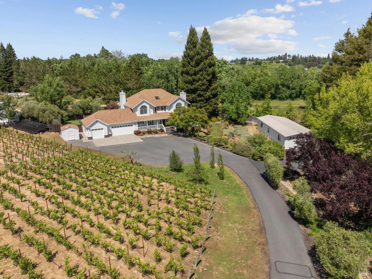 Detail Gallery Image 2 of 98 For 9724 Green Valley Rd, Sebastopol,  CA 95472 - 4 Beds | 3 Baths