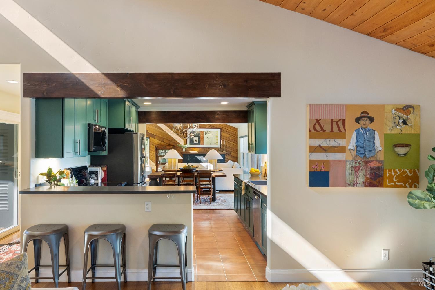 Detail Gallery Image 21 of 50 For 4878 Grove St, Sonoma,  CA 95476 - 4 Beds | 2/2 Baths