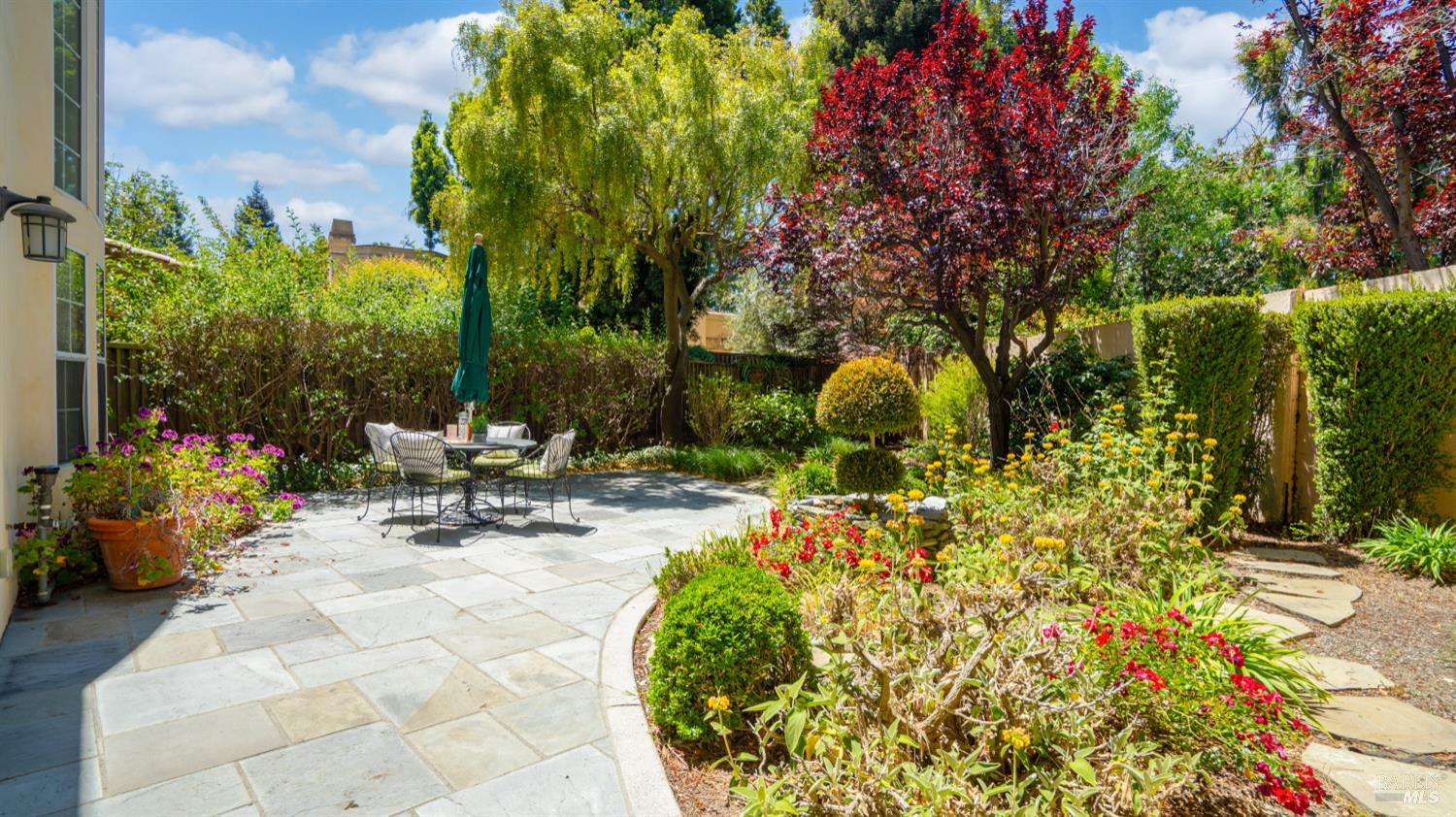 Detail Gallery Image 47 of 57 For 1205 Cuernavaca Circulo Unkn, Mountain View,  CA 94040 - 3 Beds | 3 Baths