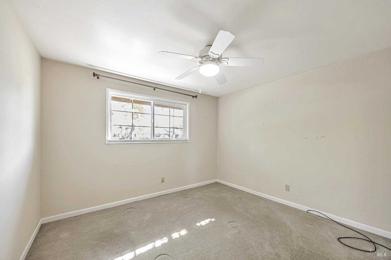 Detail Gallery Image 24 of 44 For 2711 Iroquois St, Santa Rosa,  CA 95403 - 3 Beds | 2 Baths
