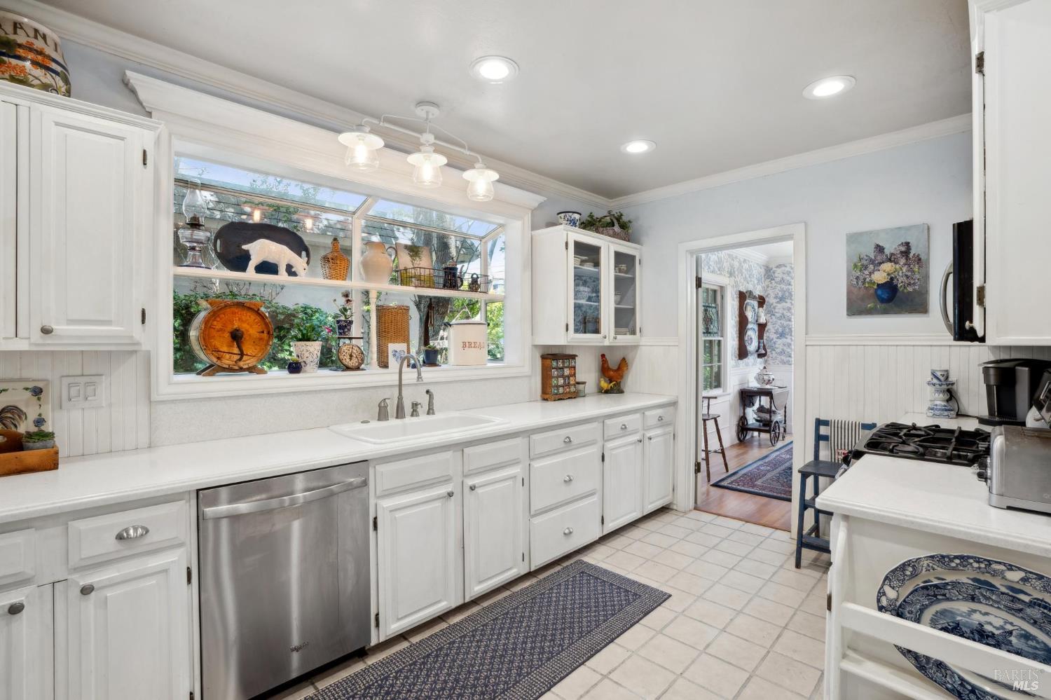 Detail Gallery Image 62 of 75 For 301 Howard St, Petaluma,  CA 94952 - 4 Beds | 3 Baths