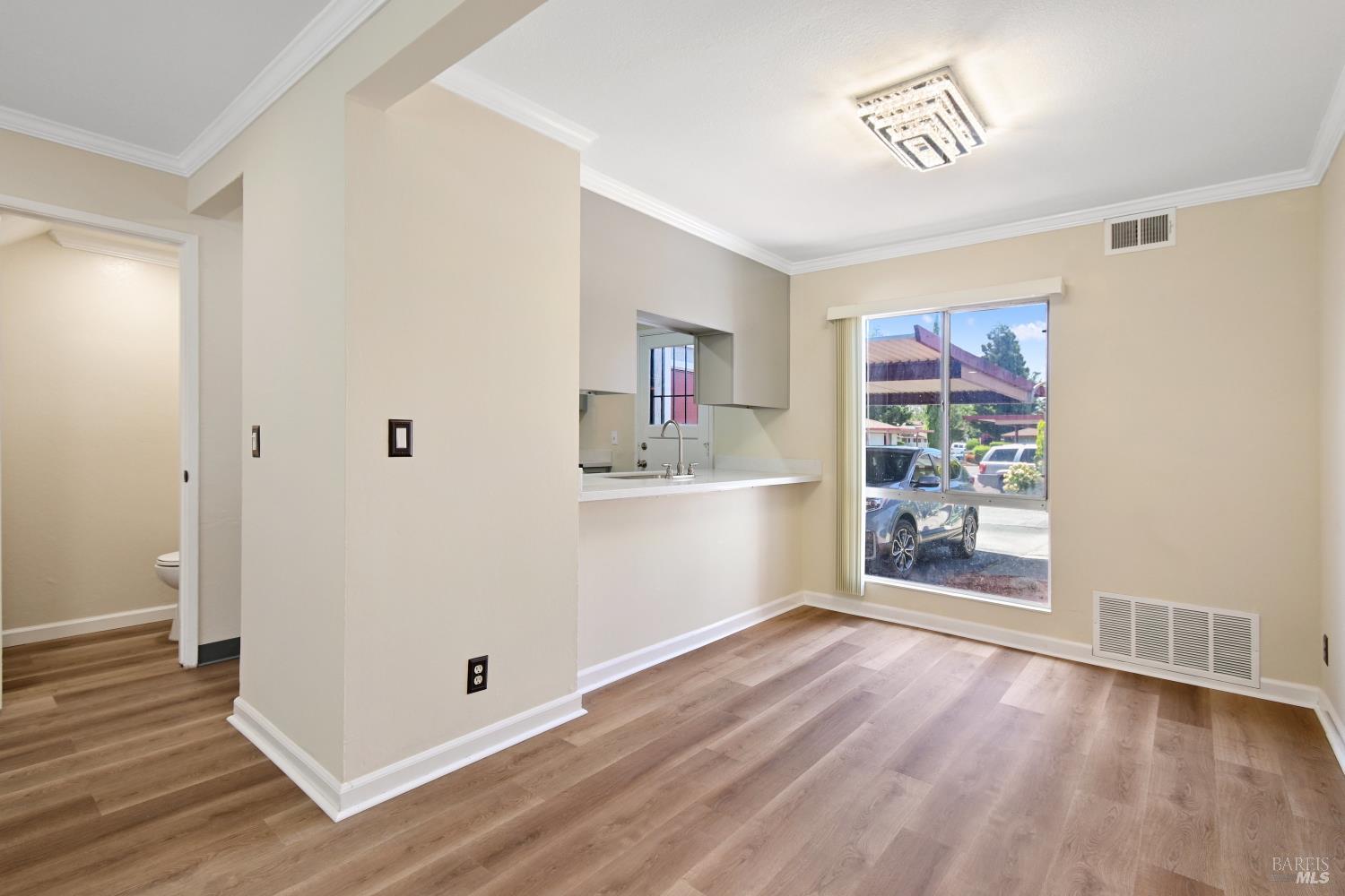 Detail Gallery Image 11 of 32 For 23 Villa Ct, Fairfield,  CA 94533 - 2 Beds | 1/1 Baths