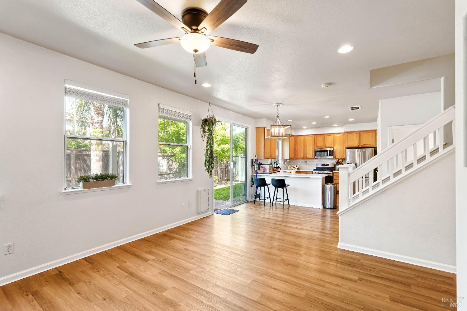 Detail Gallery Image 14 of 58 For 505 Vintage Springs Ct, Fairfield,  CA 94534 - 3 Beds | 2/1 Baths