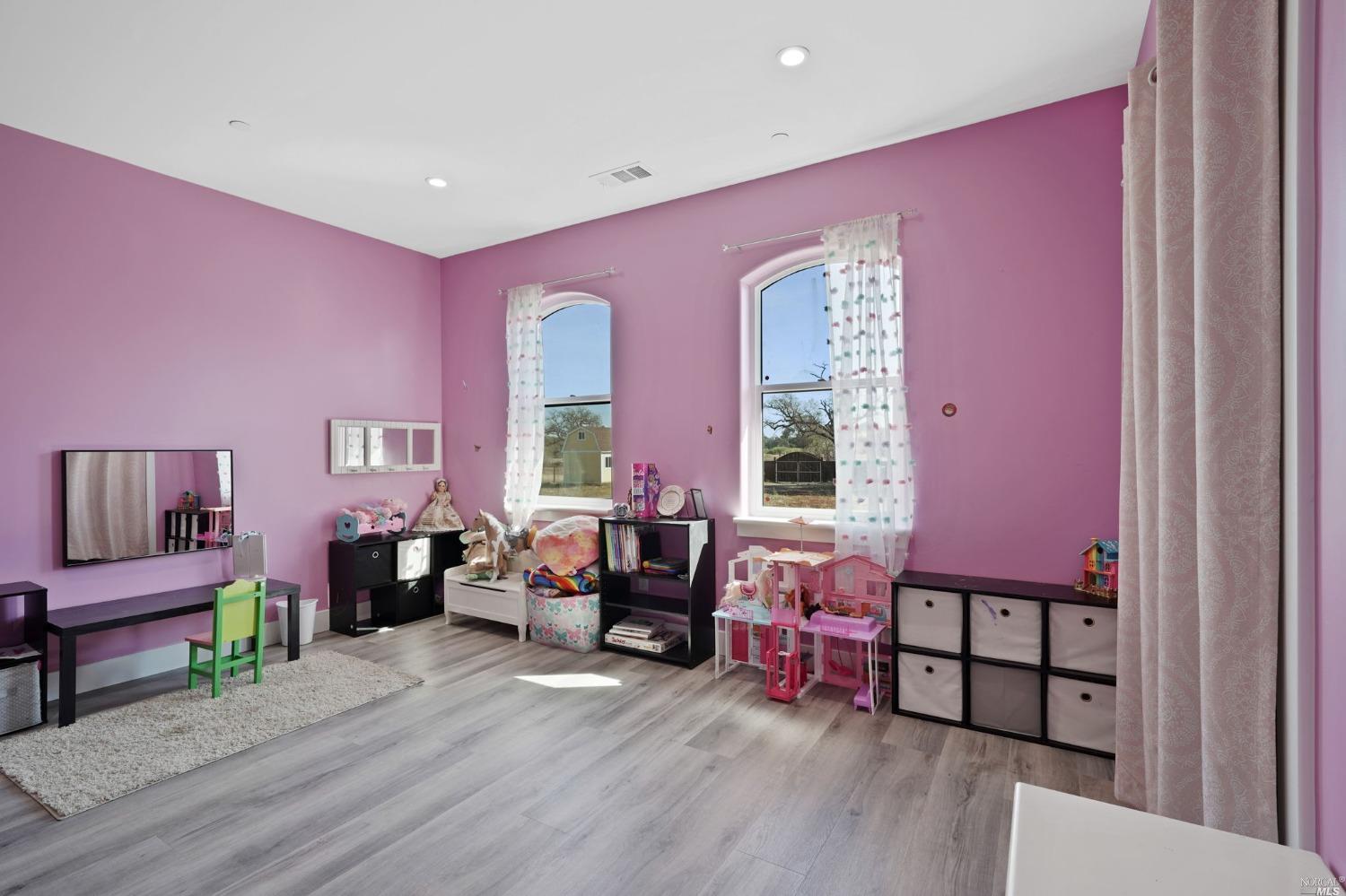 Detail Gallery Image 29 of 45 For 15350 Mustang Ct, Middletown,  CA 95461 - 3 Beds | 2 Baths
