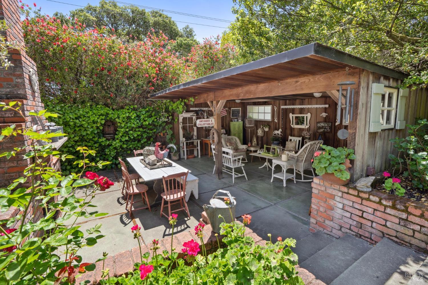 Detail Gallery Image 38 of 75 For 301 Howard St, Petaluma,  CA 94952 - 4 Beds | 3 Baths