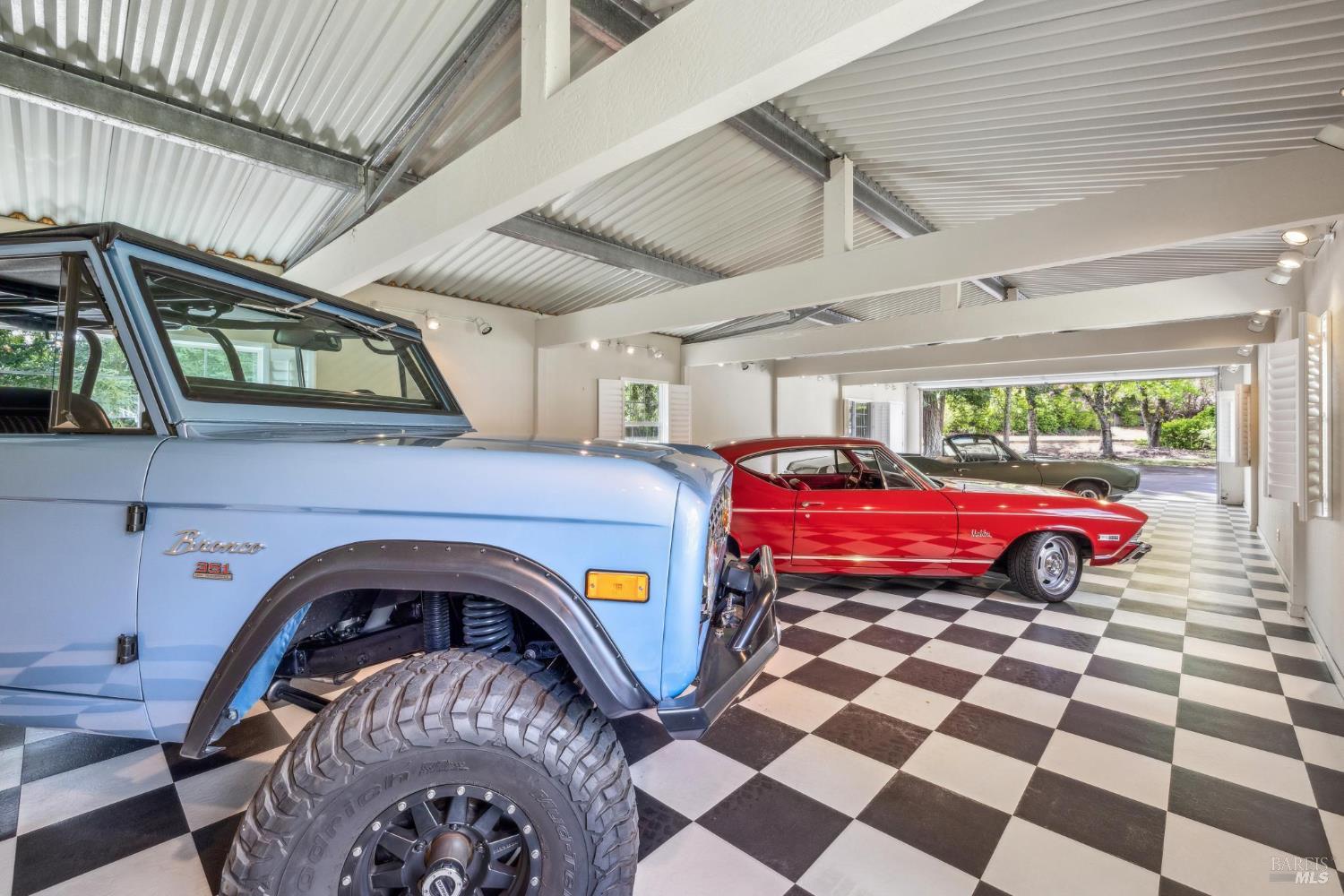 Detail Gallery Image 80 of 98 For 9724 Green Valley Rd, Sebastopol,  CA 95472 - 4 Beds | 3 Baths