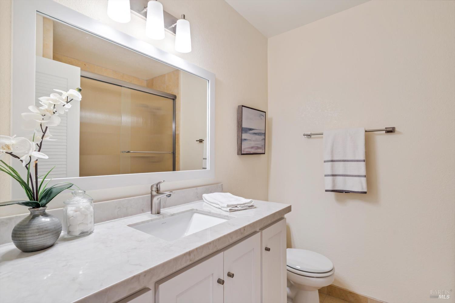 Detail Gallery Image 17 of 56 For 2700 Center Rd, Novato,  CA 94947 - 4 Beds | 3 Baths