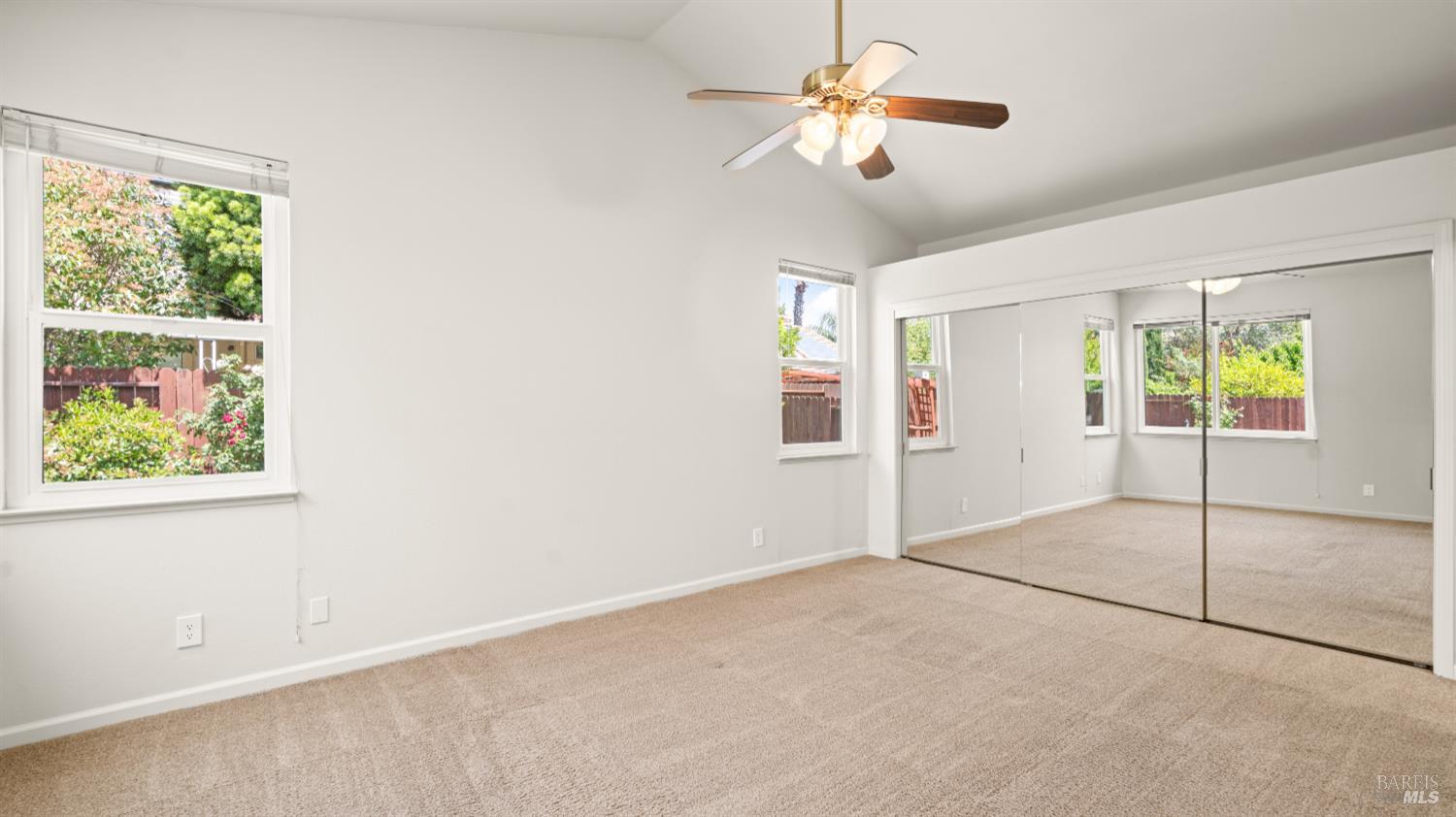 Detail Gallery Image 20 of 35 For 667 Laurelwood Cir, Vacaville,  CA 95687 - 3 Beds | 2 Baths