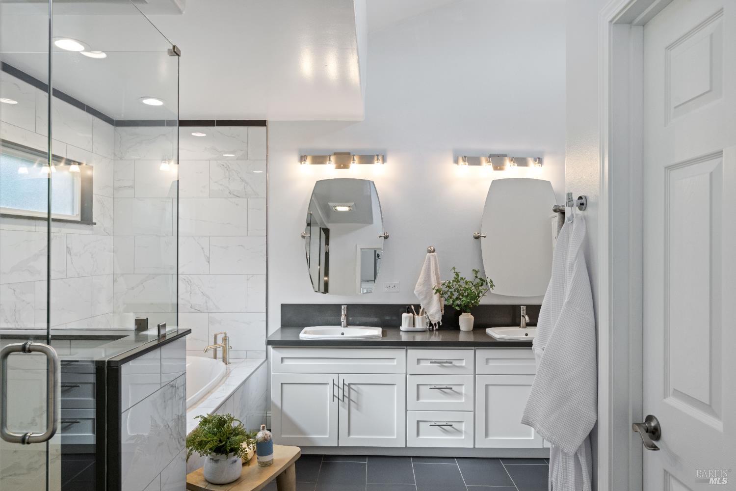 Detail Gallery Image 31 of 50 For 4878 Grove St, Sonoma,  CA 95476 - 4 Beds | 2/2 Baths