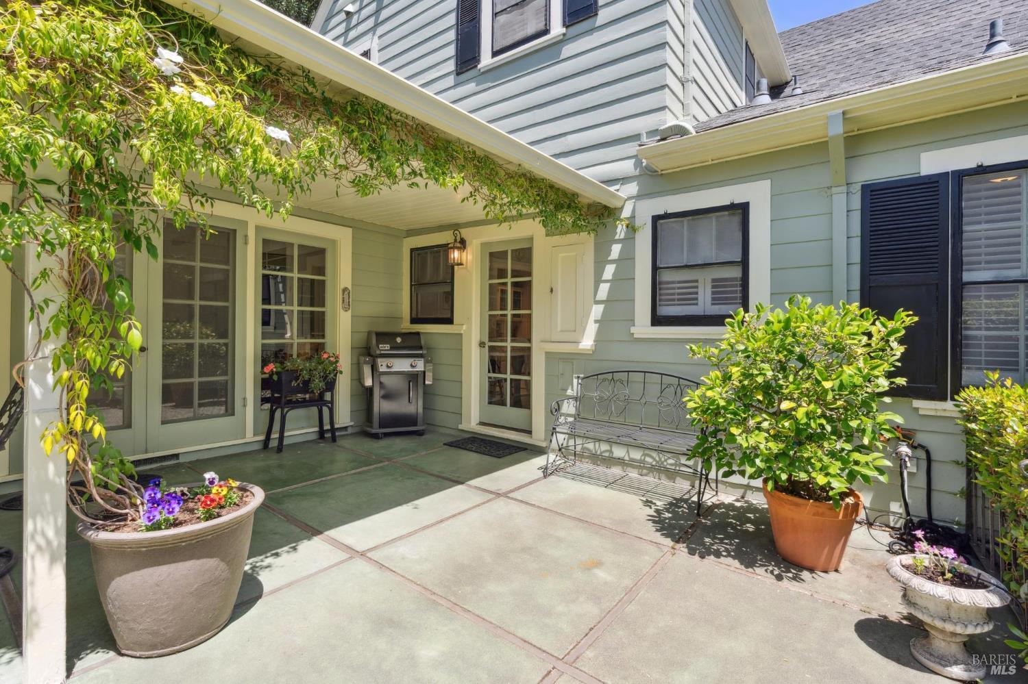 Detail Gallery Image 60 of 75 For 301 Howard St, Petaluma,  CA 94952 - 4 Beds | 3 Baths