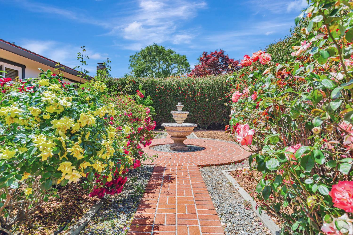 Detail Gallery Image 27 of 29 For 712 Sutro Ave, Novato,  CA 94947 - 3 Beds | 2 Baths