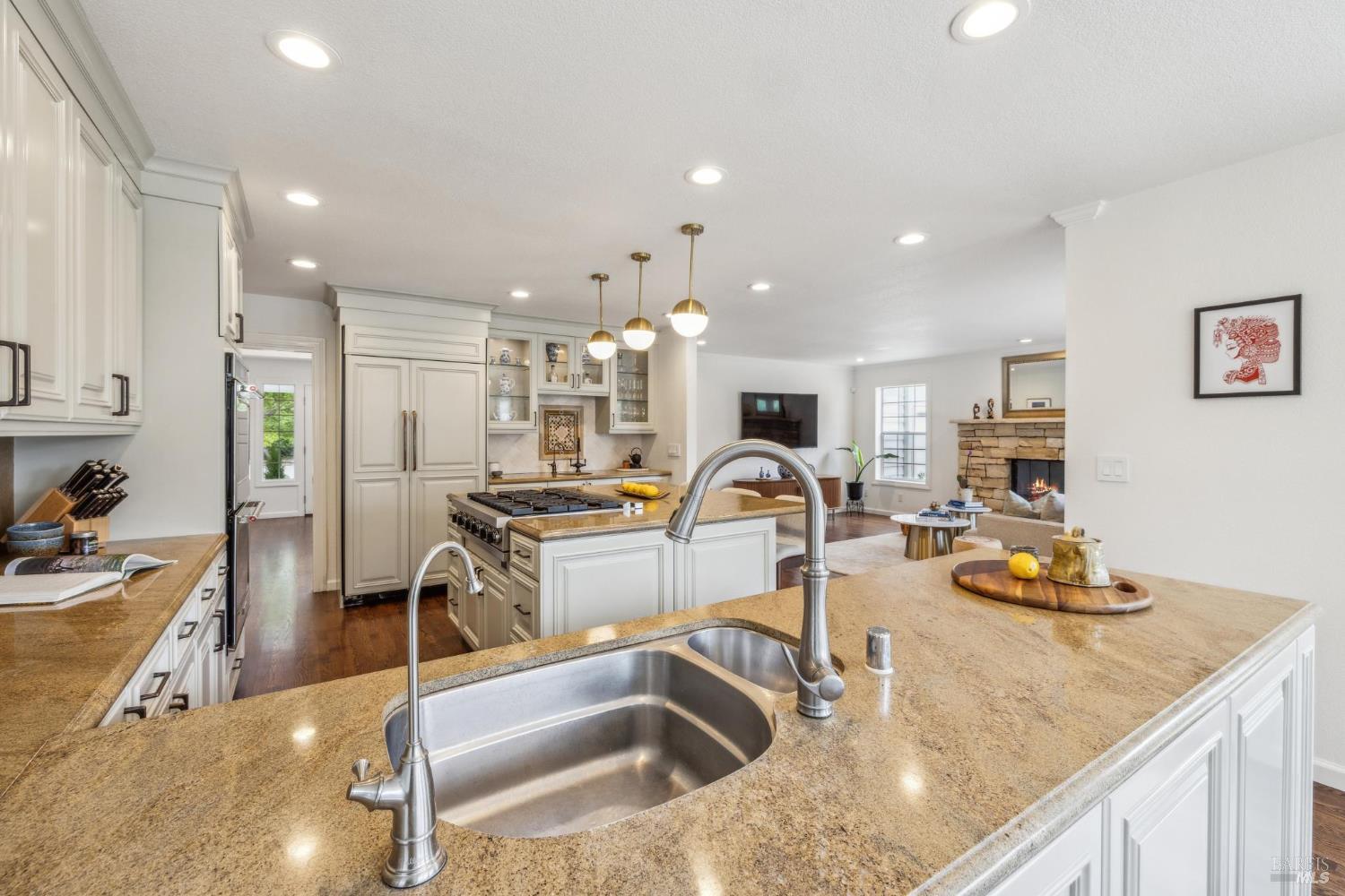 Detail Gallery Image 26 of 98 For 9724 Green Valley Rd, Sebastopol,  CA 95472 - 4 Beds | 3 Baths