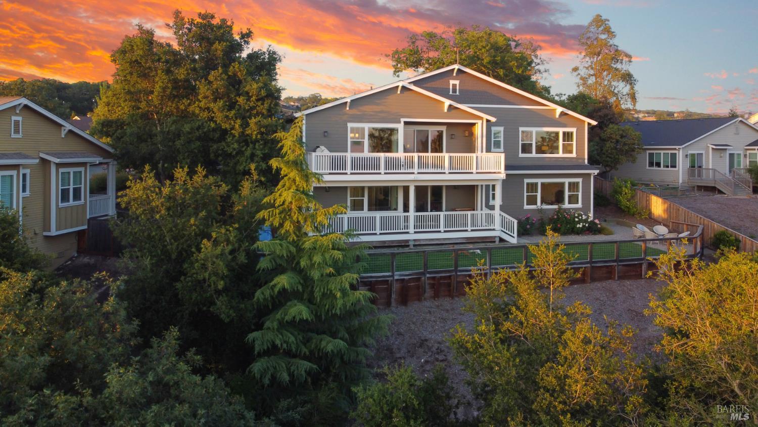 Detail Gallery Image 52 of 62 For 3393 Lake Park Ct, Santa Rosa,  CA 95403 - 5 Beds | 4/1 Baths