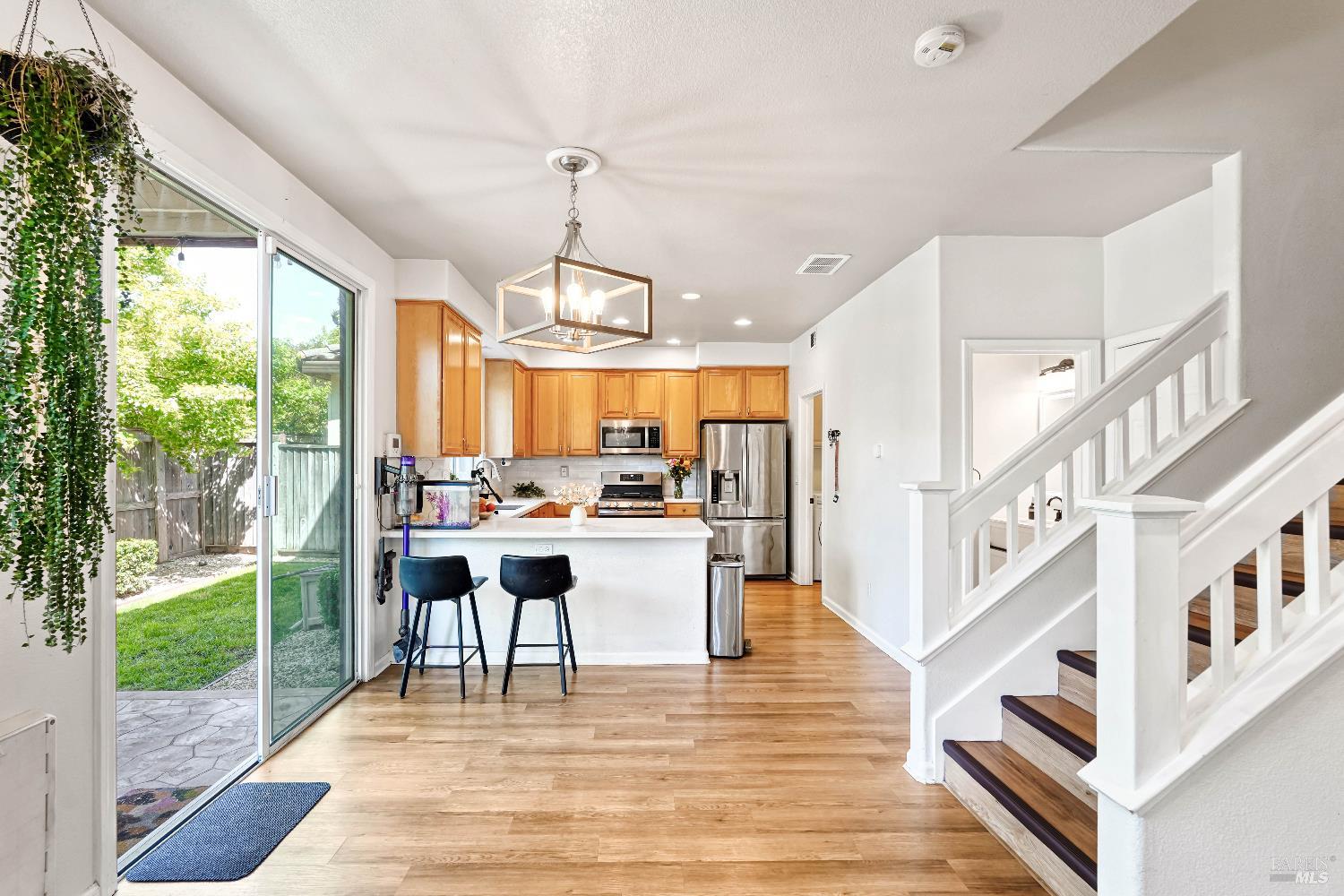 Detail Gallery Image 15 of 58 For 505 Vintage Springs Ct, Fairfield,  CA 94534 - 3 Beds | 2/1 Baths