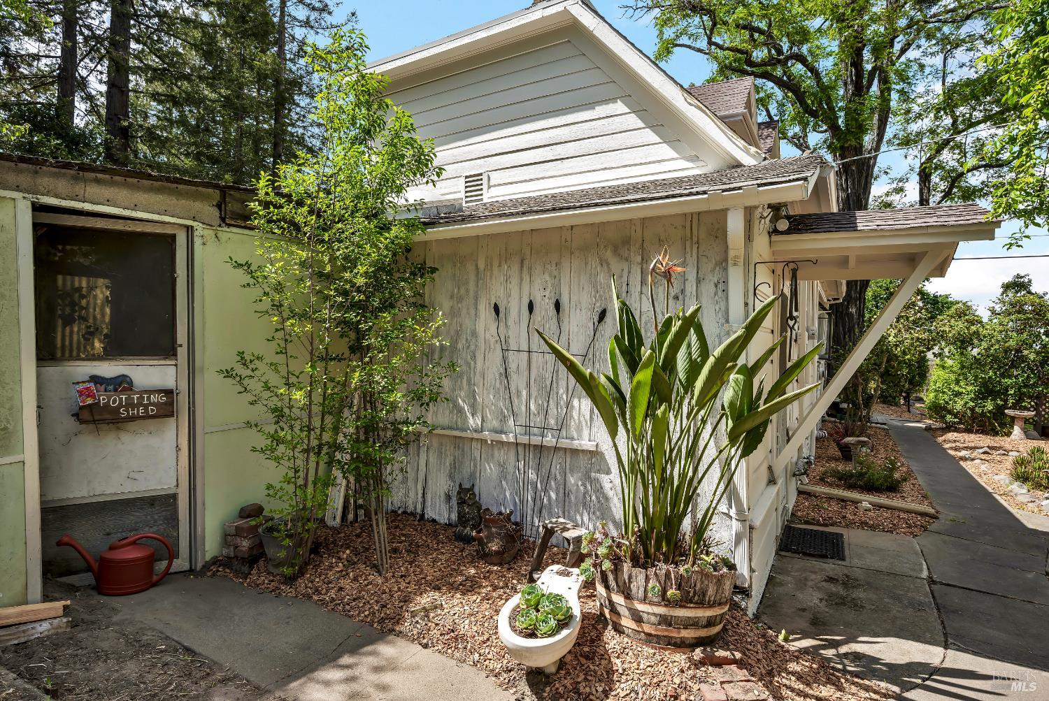 Detail Gallery Image 51 of 66 For 1466 Cooper Rd, Sebastopol,  CA 95472 - 6 Beds | 5/1 Baths