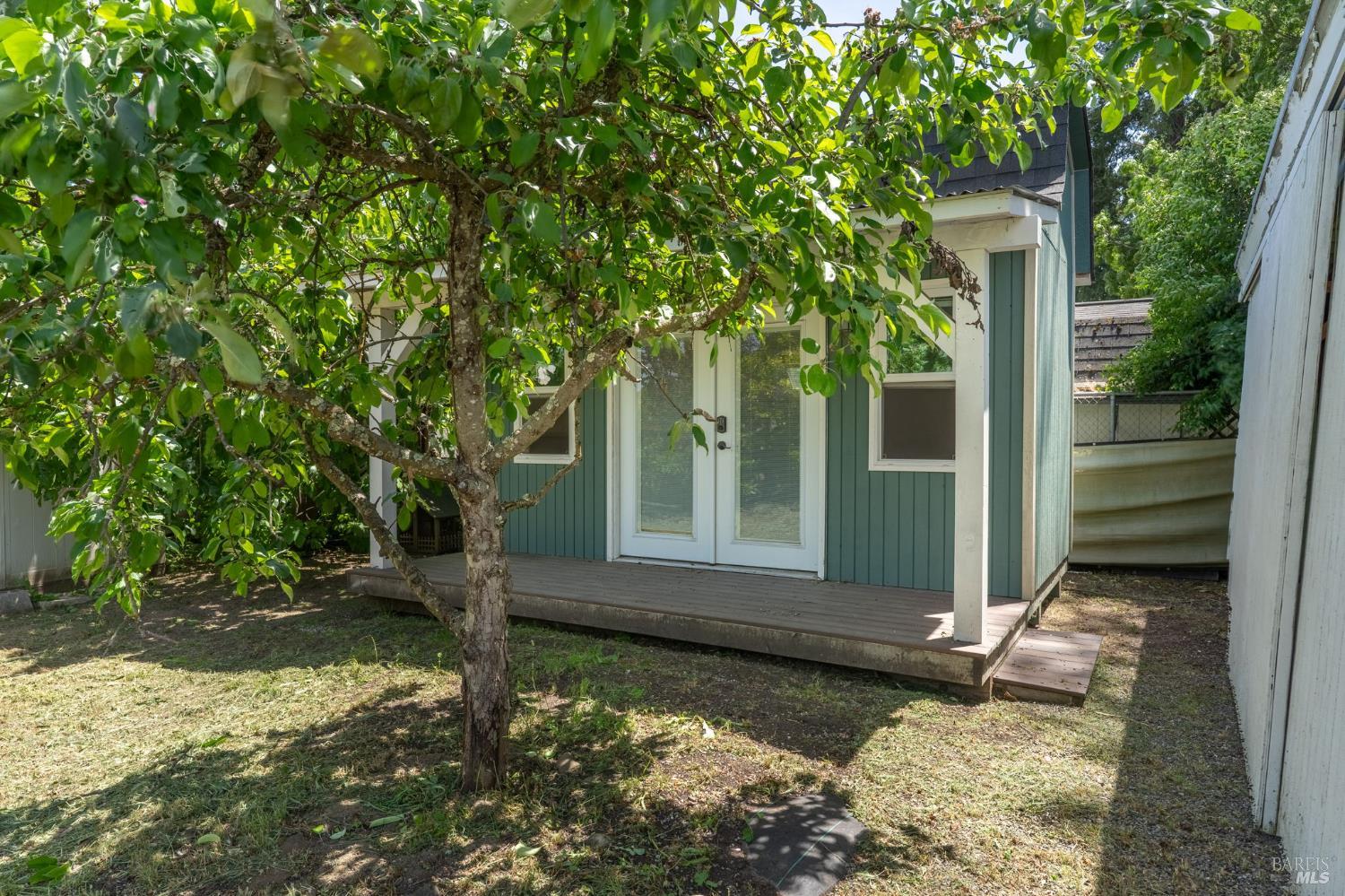 Detail Gallery Image 33 of 43 For 3120 Hermosa Dr, Napa,  CA 94558 - 4 Beds | 2 Baths