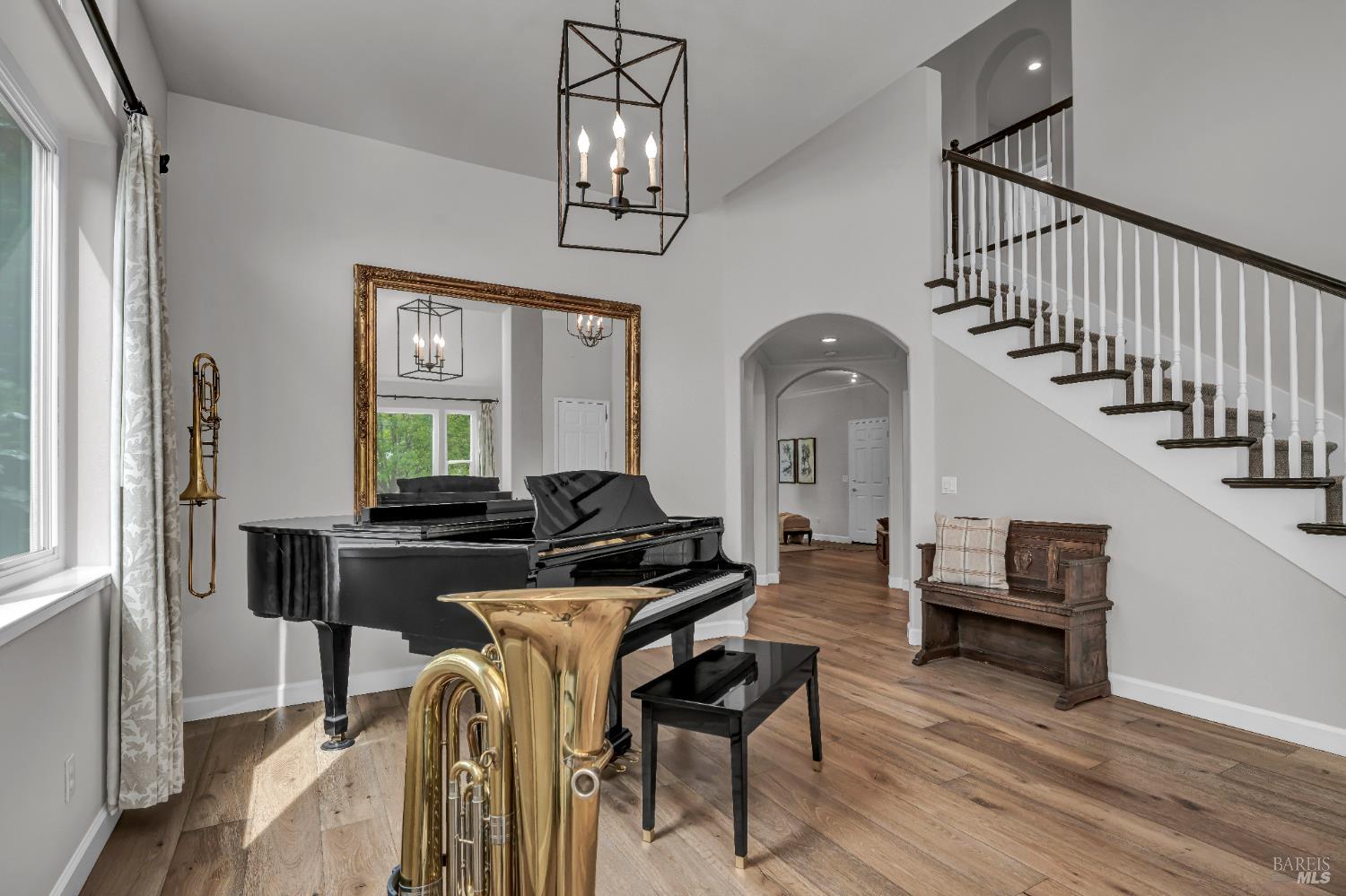 Detail Gallery Image 11 of 55 For 4748 Prospect Ave, Santa Rosa,  CA 95409 - 5 Beds | 4 Baths