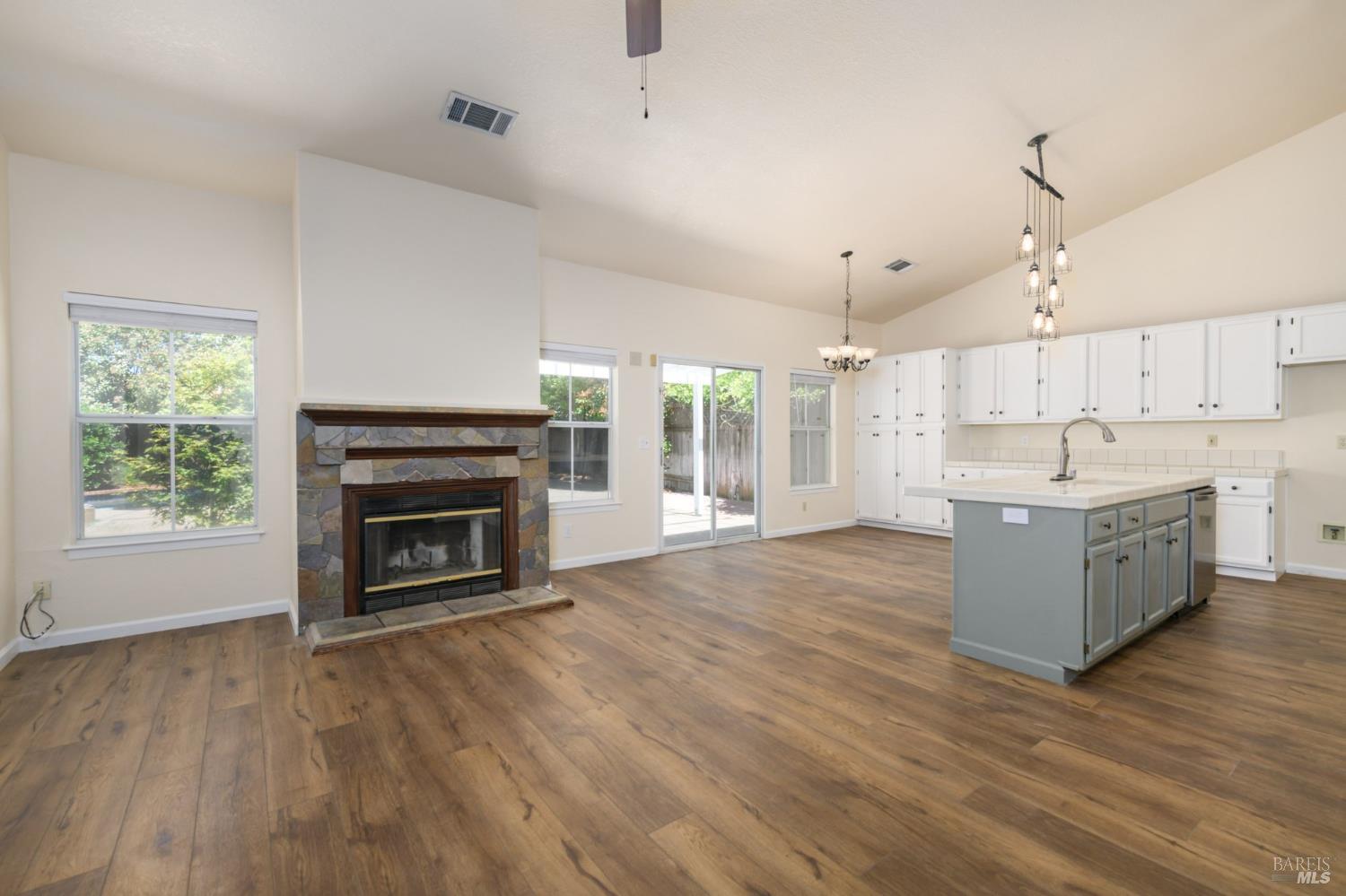 Detail Gallery Image 18 of 54 For 473 Stanford St, Vacaville,  CA 95687 - 4 Beds | 3 Baths