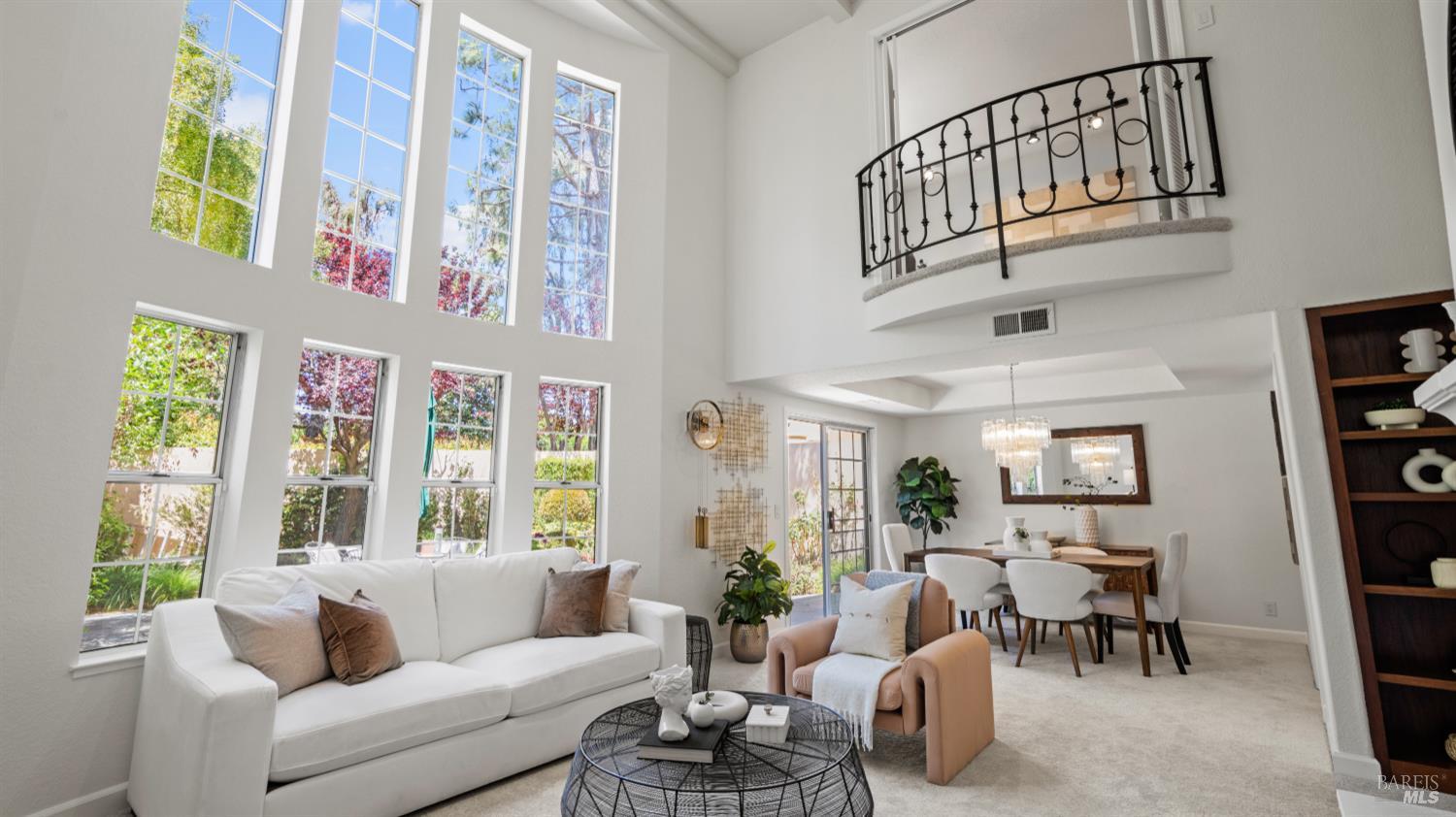 Detail Gallery Image 3 of 57 For 1205 Cuernavaca Circulo Unkn, Mountain View,  CA 94040 - 3 Beds | 3 Baths