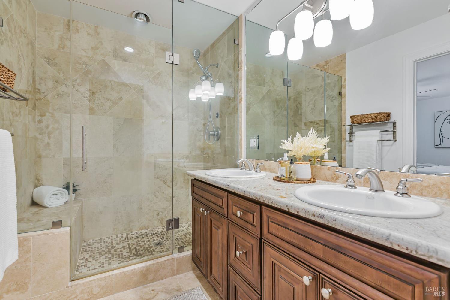 Detail Gallery Image 18 of 29 For 712 Sutro Ave, Novato,  CA 94947 - 3 Beds | 2 Baths
