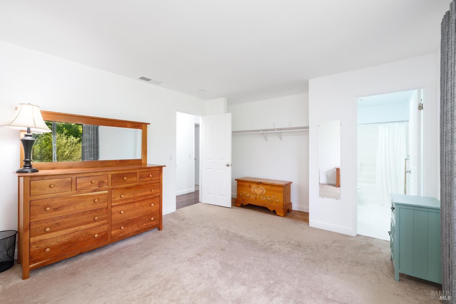 Detail Gallery Image 15 of 18 For 4986 Parkhurst Dr, Santa Rosa,  CA 95409 - 4 Beds | 2 Baths