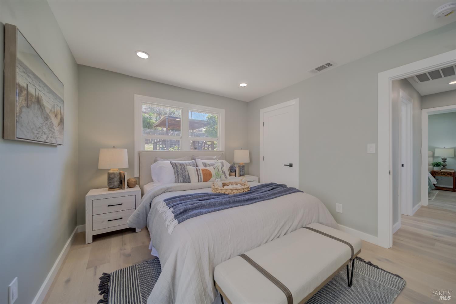 Detail Gallery Image 22 of 43 For 948 Benicia Rd, Vallejo,  CA 94591 - 2 Beds | 1 Baths