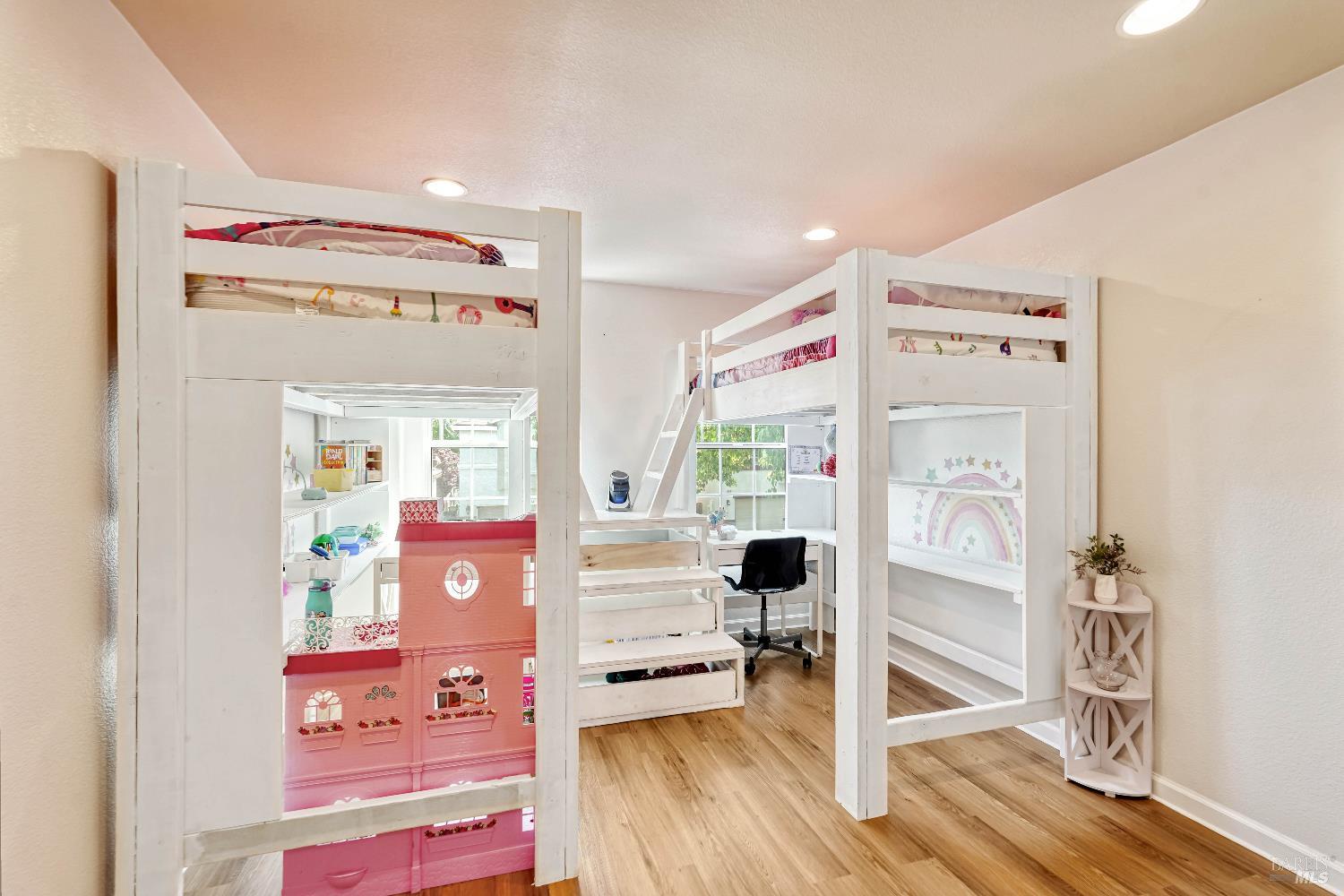 Detail Gallery Image 31 of 58 For 505 Vintage Springs Ct, Fairfield,  CA 94534 - 3 Beds | 2/1 Baths