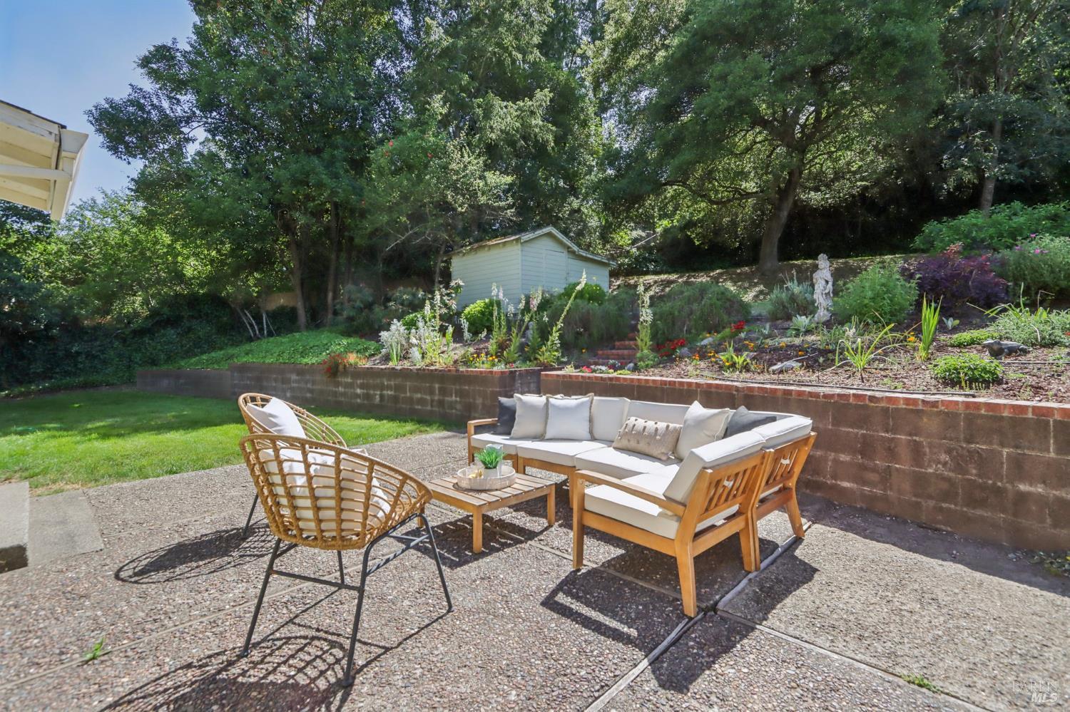 Detail Gallery Image 29 of 60 For 1400 High School Rd, Sebastopol,  CA 95472 - 3 Beds | 2 Baths