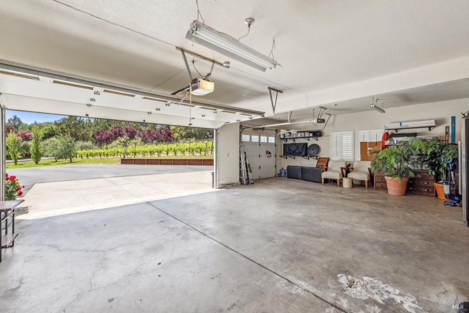Detail Gallery Image 72 of 98 For 9724 Green Valley Rd, Sebastopol,  CA 95472 - 4 Beds | 3 Baths