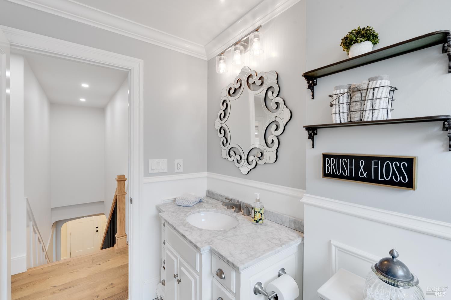 Detail Gallery Image 14 of 71 For 33 Romine Way, Vallejo,  CA 94591 - 4 Beds | 2 Baths