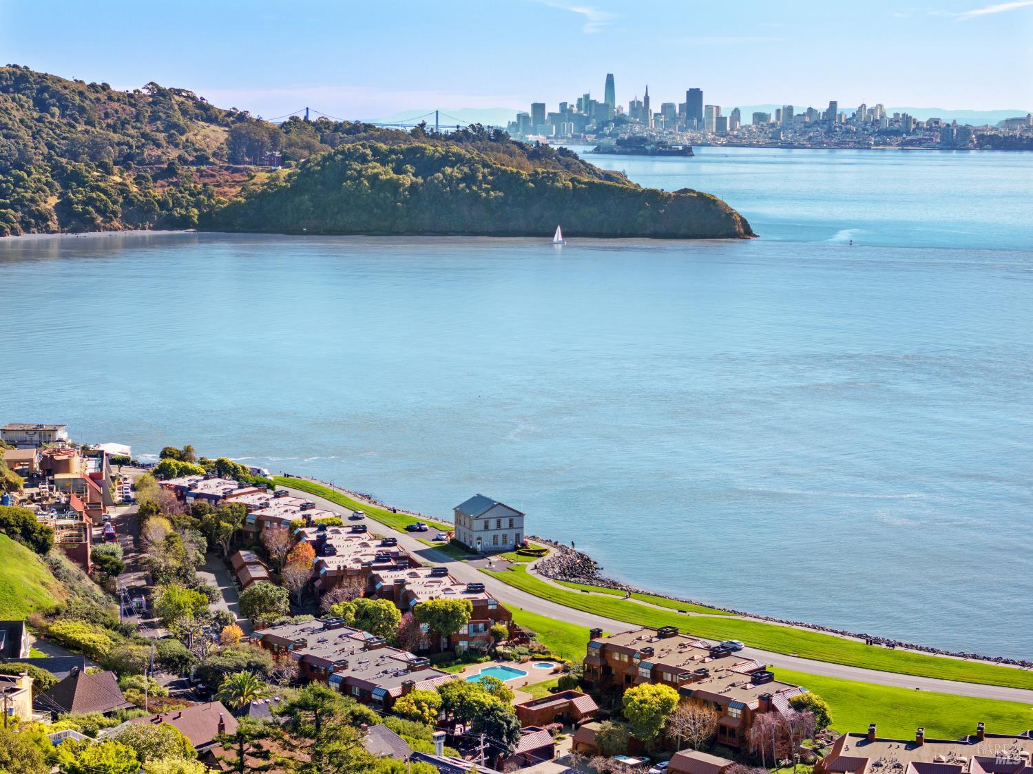 Detail Gallery Image 40 of 46 For 1910 Mar West St, Tiburon,  CA 94920 - 3 Beds | 2/1 Baths