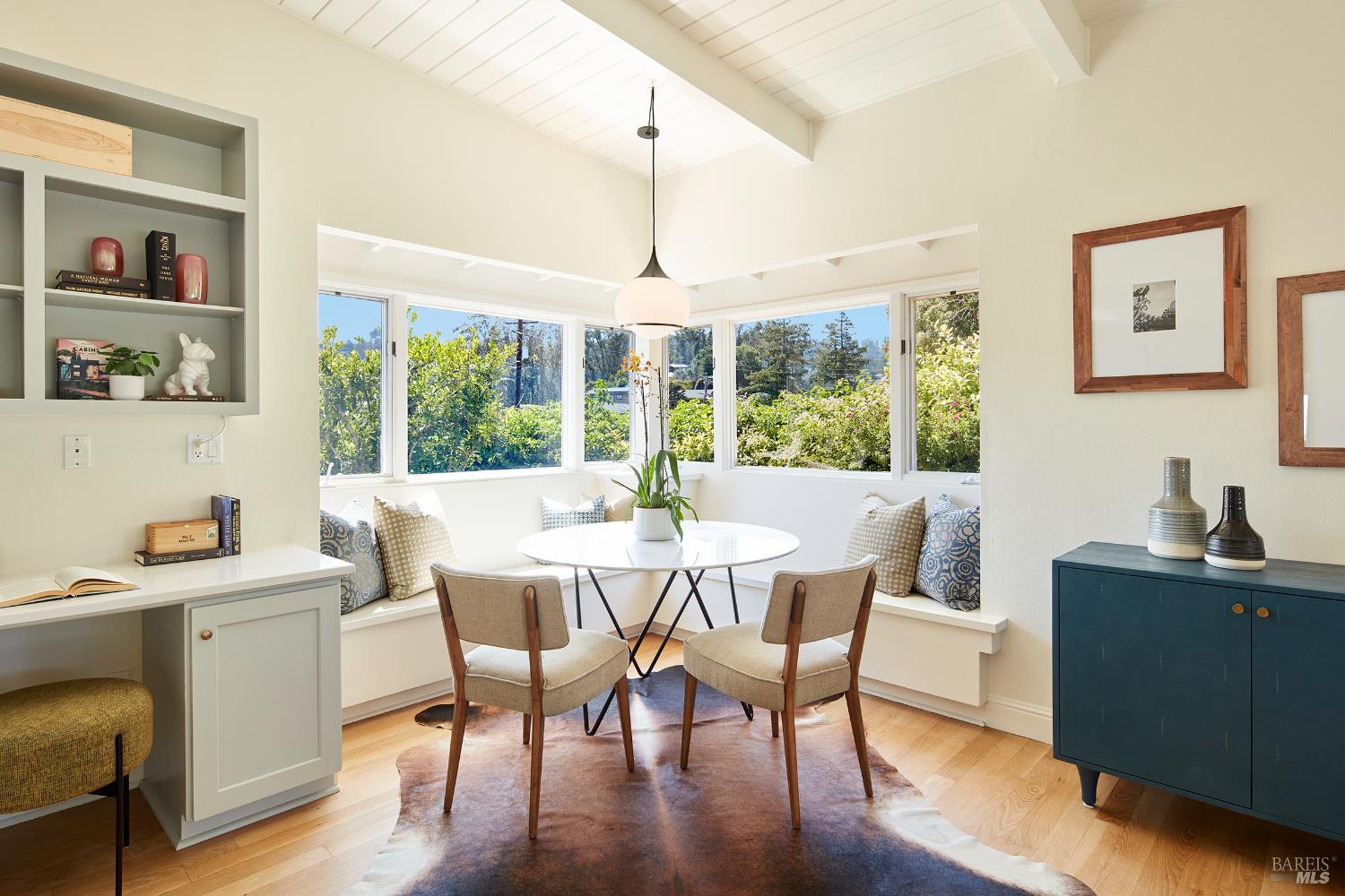 Detail Gallery Image 17 of 42 For 64 Edgewood Ave, Mill Valley,  CA 94941 - 3 Beds | 2 Baths
