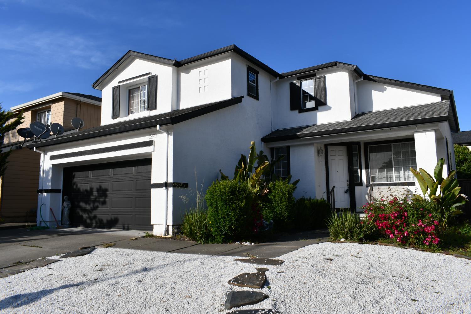 Detail Gallery Image 3 of 19 For 2630 Arrowhead Dr, Santa Rosa,  CA 95407 - 4 Beds | 3 Baths
