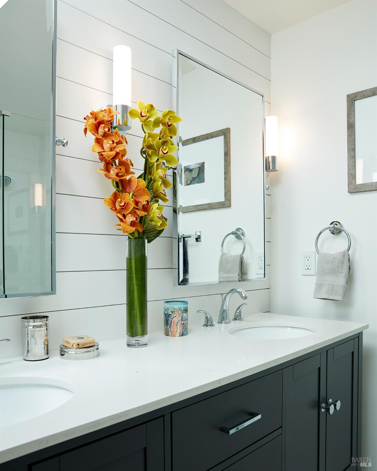 Detail Gallery Image 32 of 42 For 64 Edgewood Ave, Mill Valley,  CA 94941 - 3 Beds | 2 Baths