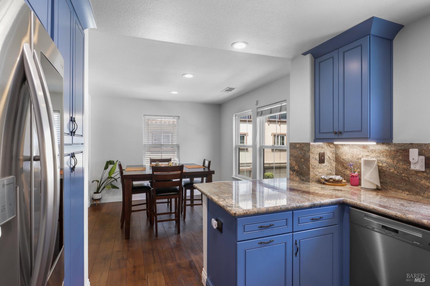 Detail Gallery Image 9 of 34 For 180 San Fernando St, San Pablo,  CA 94806 - 3 Beds | 2/1 Baths