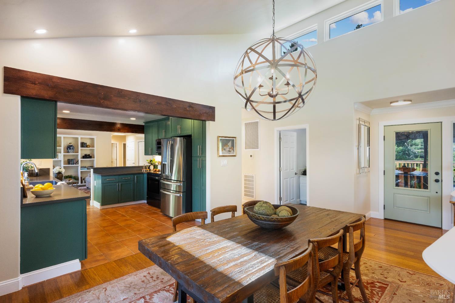 Detail Gallery Image 16 of 50 For 4878 Grove St, Sonoma,  CA 95476 - 4 Beds | 2/2 Baths