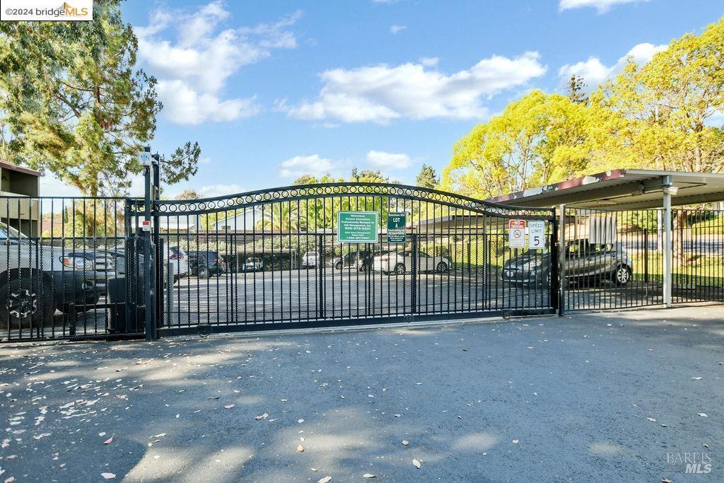 Detail Gallery Image 12 of 17 For 1333 N Camino Alto Unkn, Vallejo,  CA 94589 - 2 Beds | 2 Baths