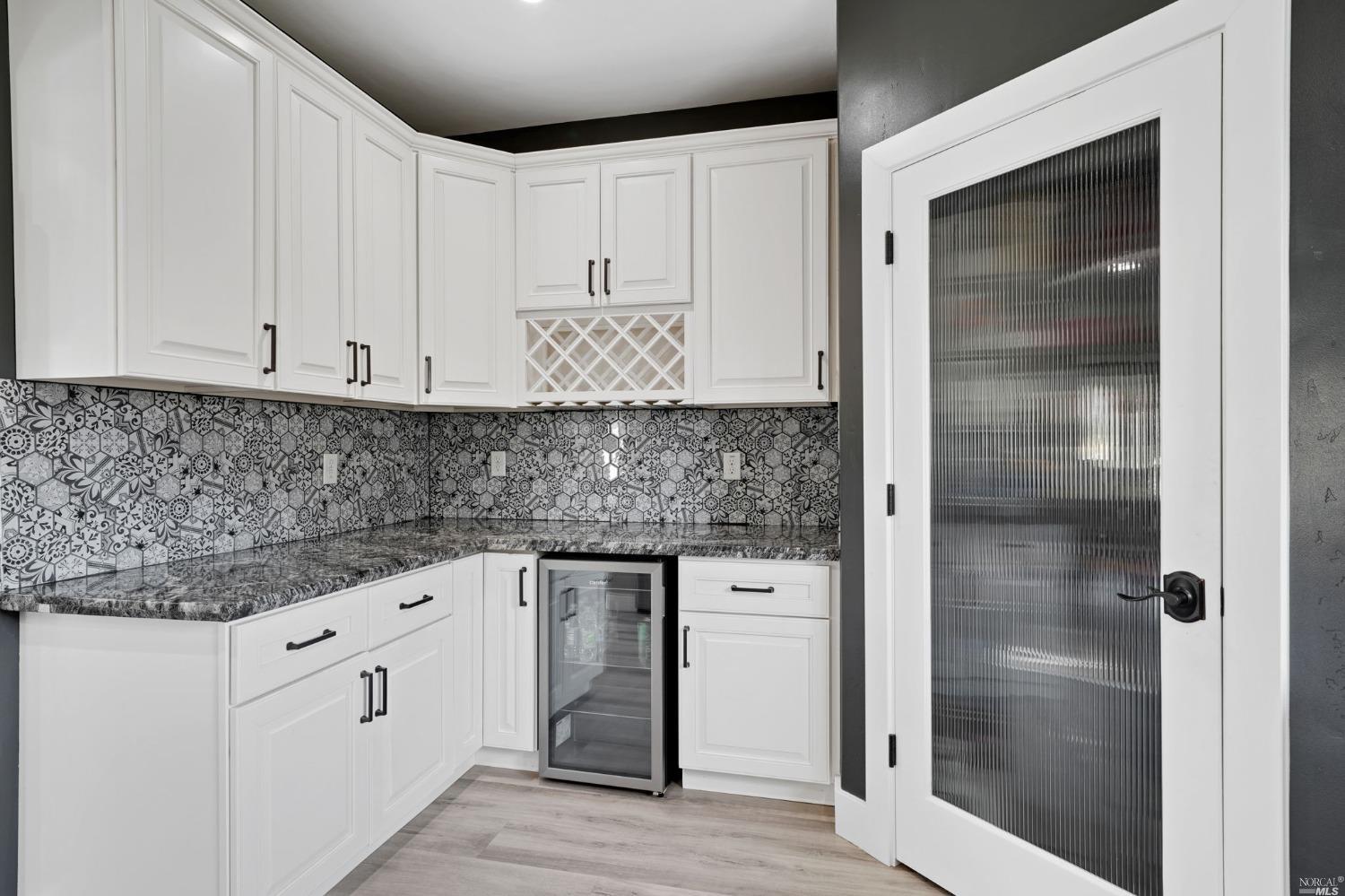 Detail Gallery Image 20 of 45 For 15350 Mustang Ct, Middletown,  CA 95461 - 3 Beds | 2 Baths