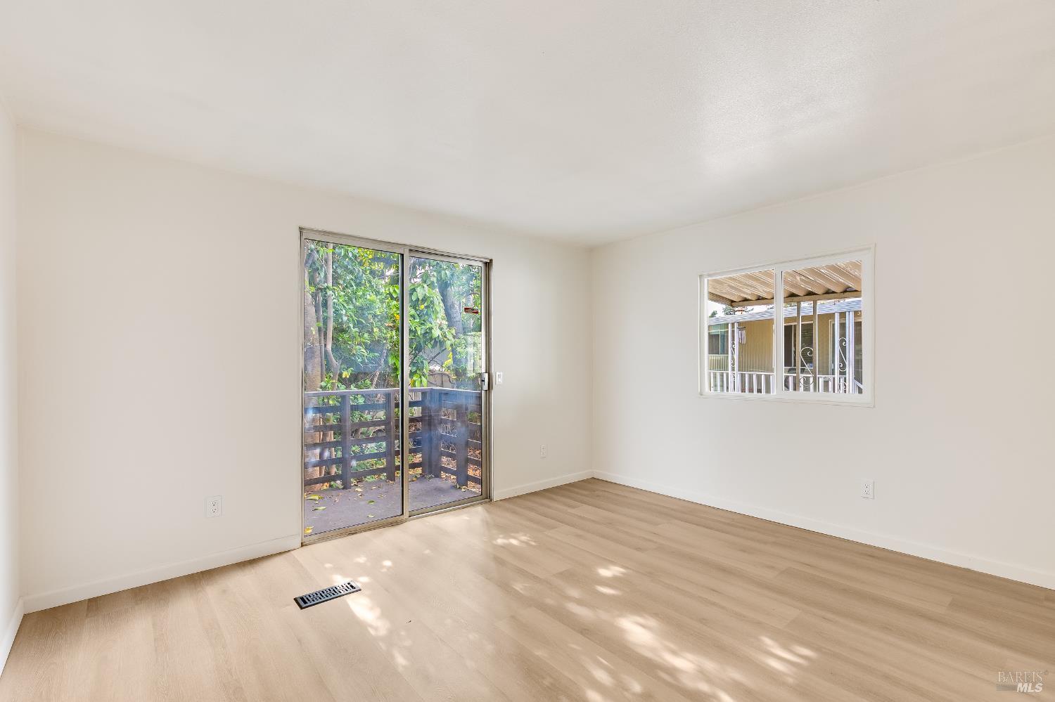 Detail Gallery Image 29 of 46 For 56 the Trees Dr, Concord,  CA 94518 - 2 Beds | 2 Baths