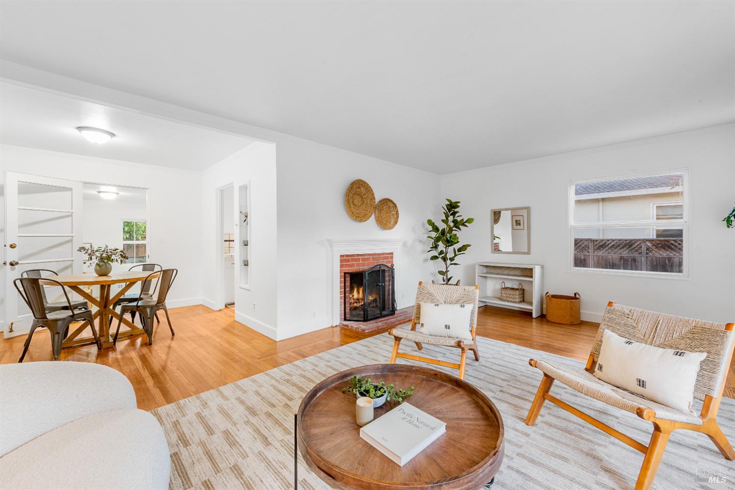 Detail Gallery Image 10 of 35 For 612 Madison St, Petaluma,  CA 94952 - 3 Beds | 2 Baths