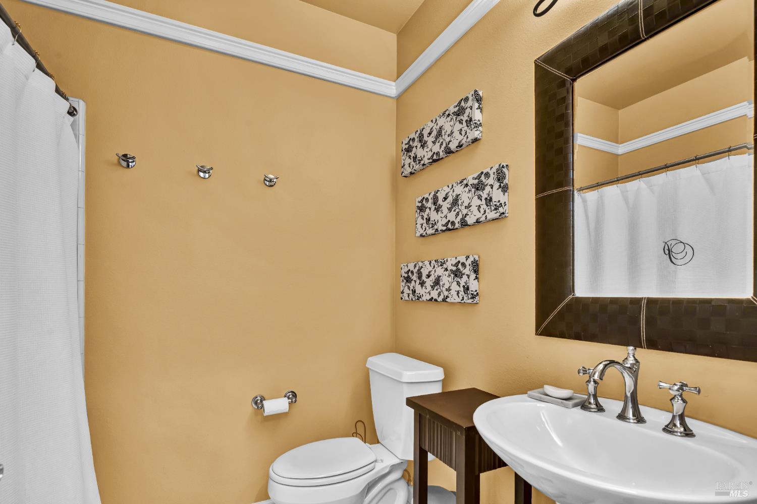 Detail Gallery Image 14 of 55 For 4748 Prospect Ave, Santa Rosa,  CA 95409 - 5 Beds | 4 Baths