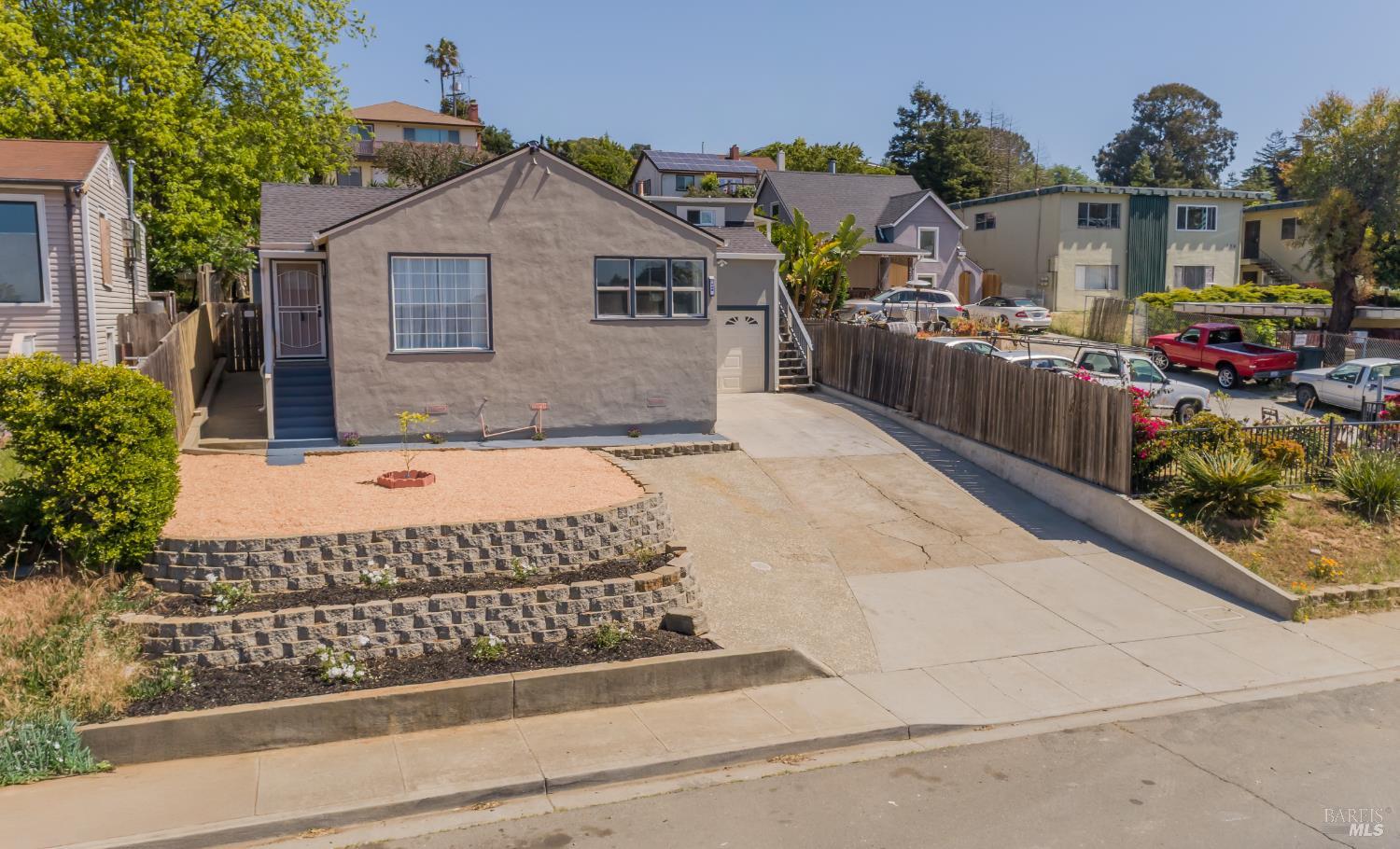 Detail Gallery Image 1 of 43 For 948 Benicia Rd, Vallejo,  CA 94591 - 2 Beds | 1 Baths