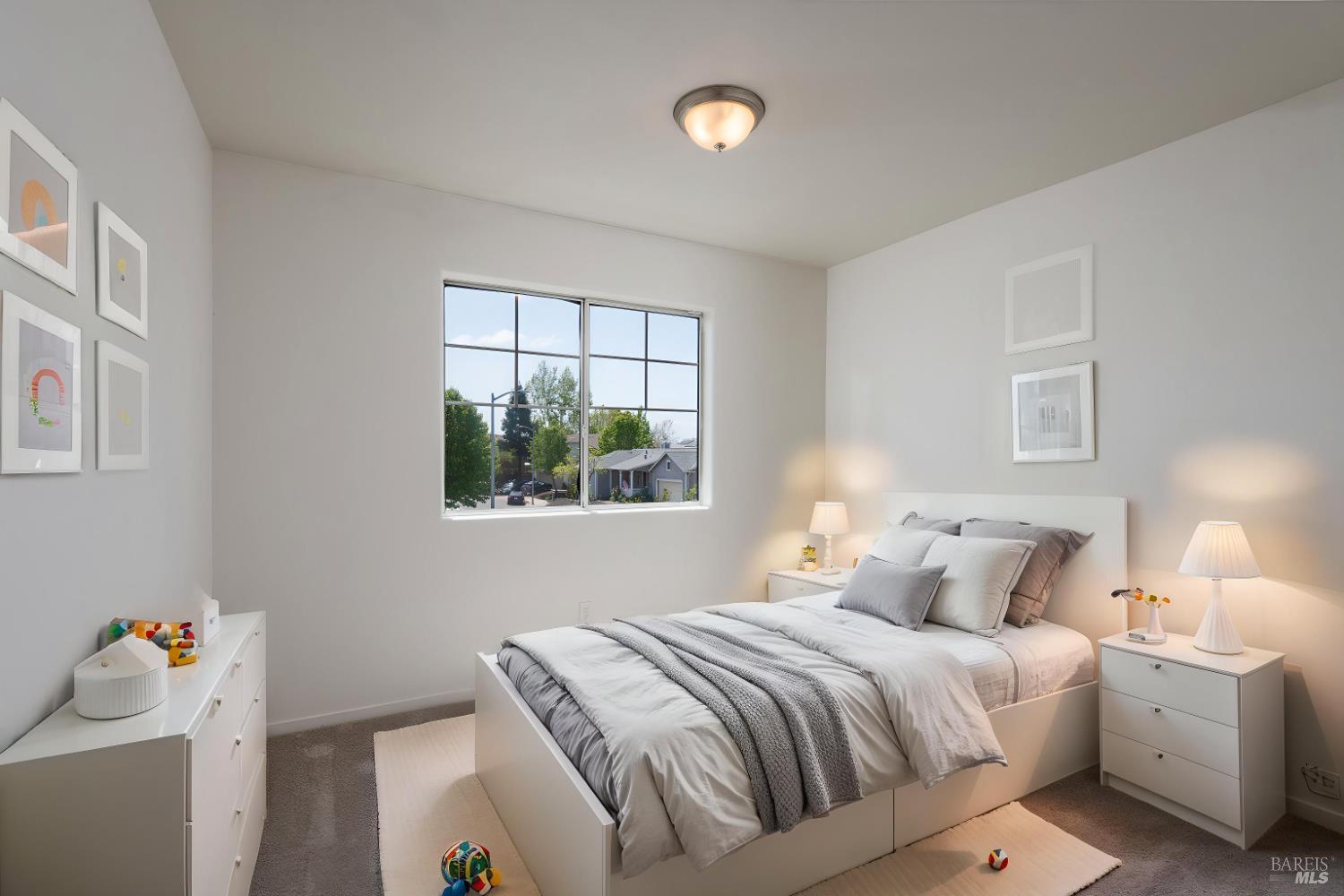 Detail Gallery Image 25 of 37 For 1931 Goldpan Way, Santa Rosa,  CA 95407 - 3 Beds | 2/1 Baths