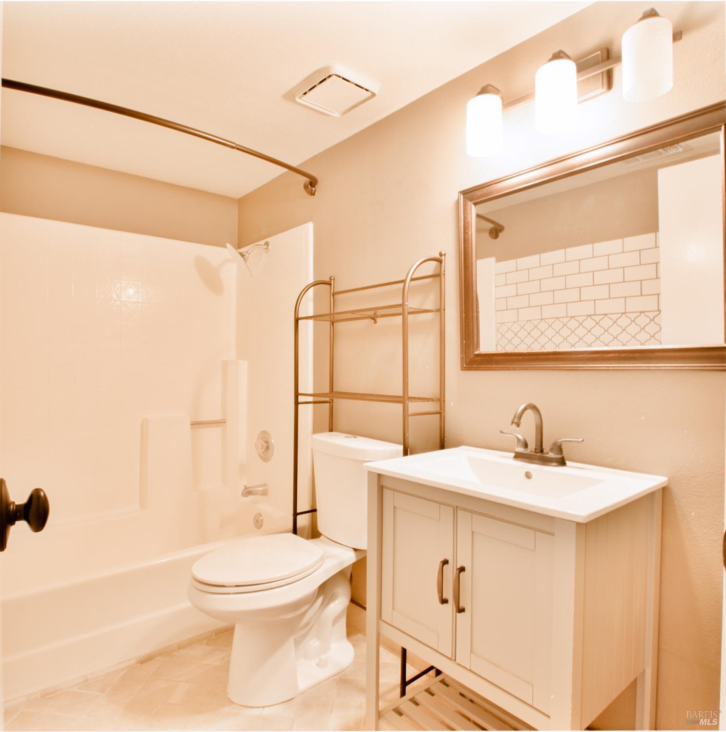 Detail Gallery Image 10 of 30 For 289 Longridge Dr, Vallejo,  CA 94591 - 3 Beds | 2 Baths