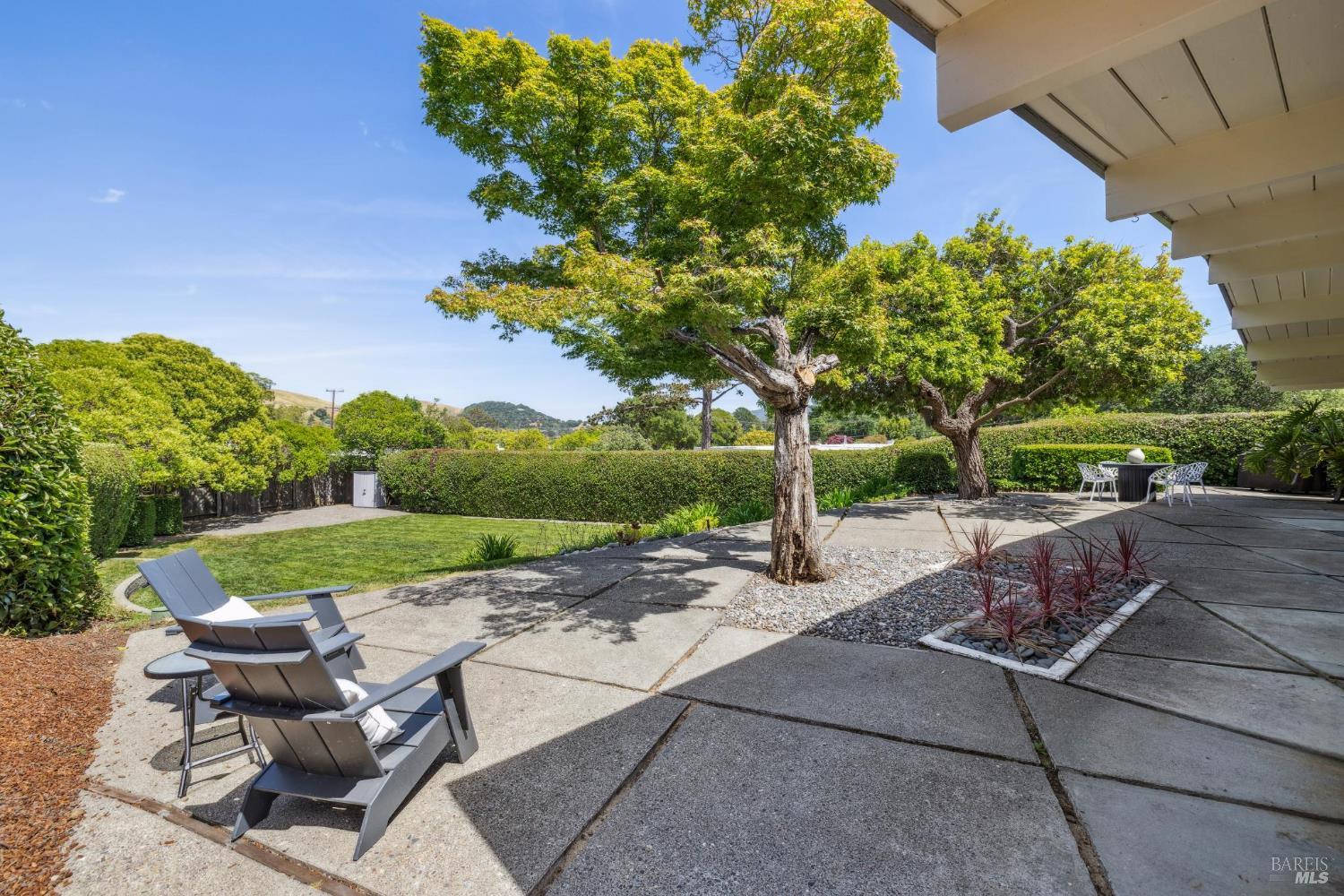Detail Gallery Image 37 of 57 For 708 Birchwood Ct, San Rafael,  CA 94903 - 5 Beds | 3 Baths