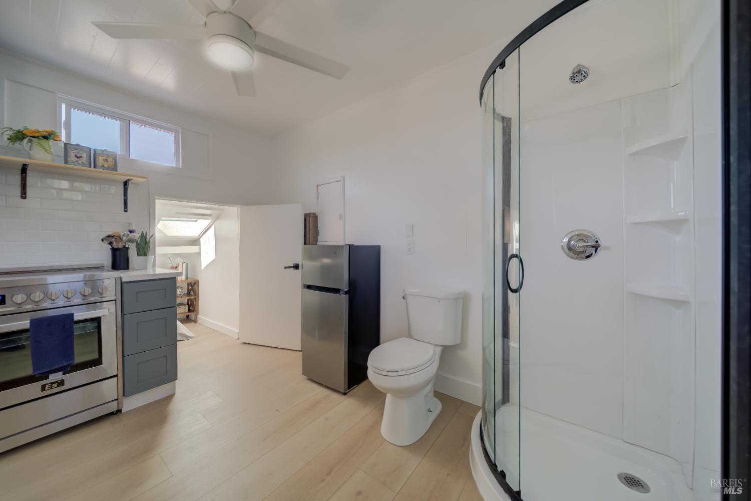 Detail Gallery Image 25 of 43 For 948 Benicia Rd, Vallejo,  CA 94591 - 2 Beds | 1 Baths
